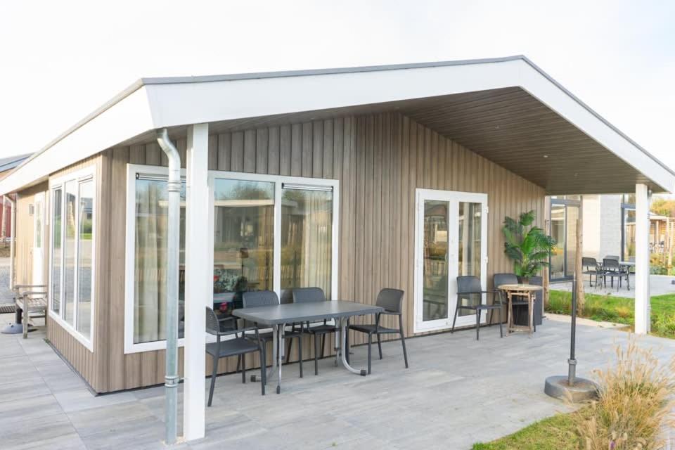 Europarcs De Kraaijenbergse Plassen Linden ภายนอก รูปภาพ